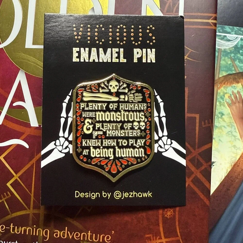 Fairyloot Items from the Feb 2021 Box - including Signed Book - Picture 4 of 15